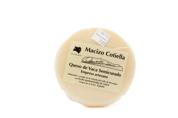 Queso de Vaca Semicurado Macizo Cotiella 450g